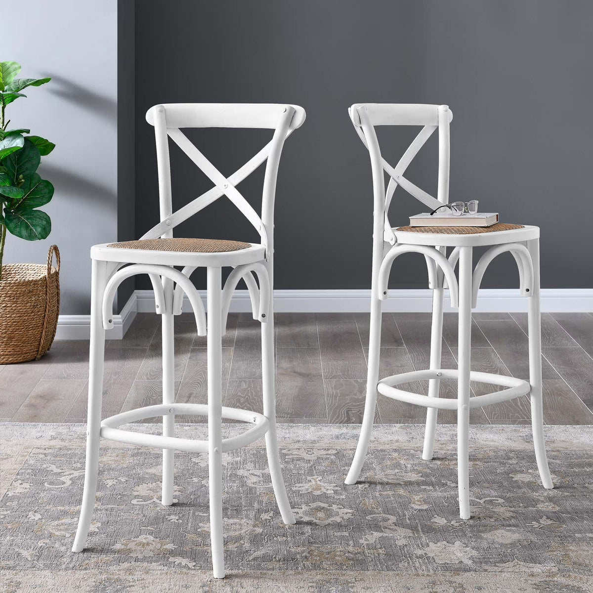White Bar Stool R628018