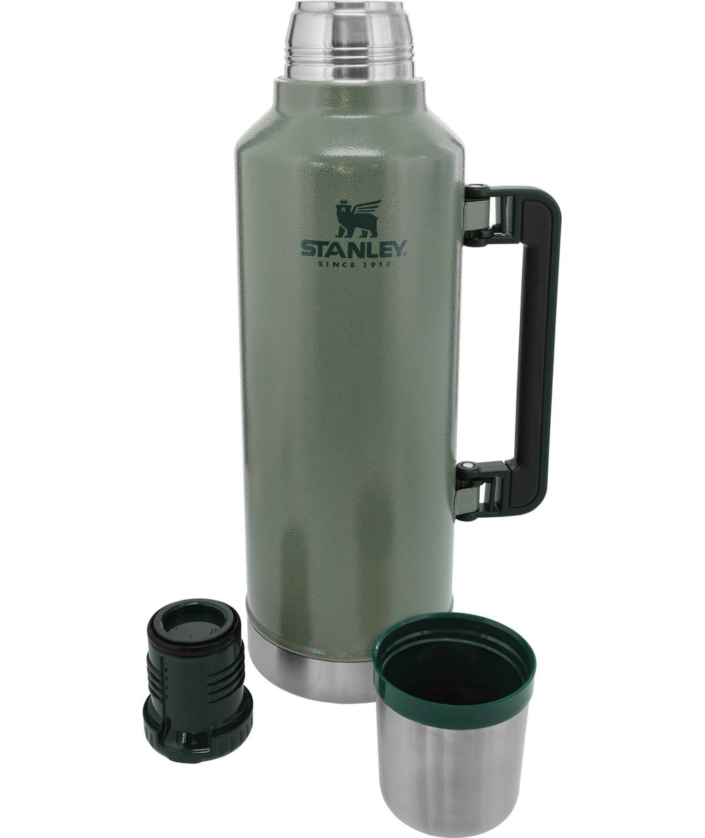 Classic Legendary Bottle 2.5 qt Black U500297