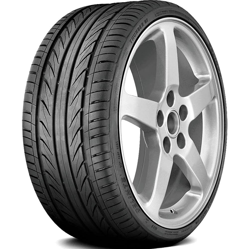 225/35R19 Tire P637937