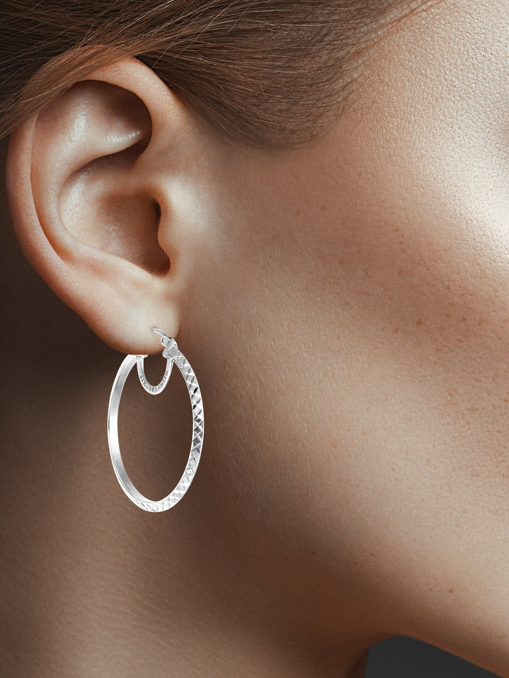 Sterling Silver Diamond Cut Round Hoop Earrings Z40064