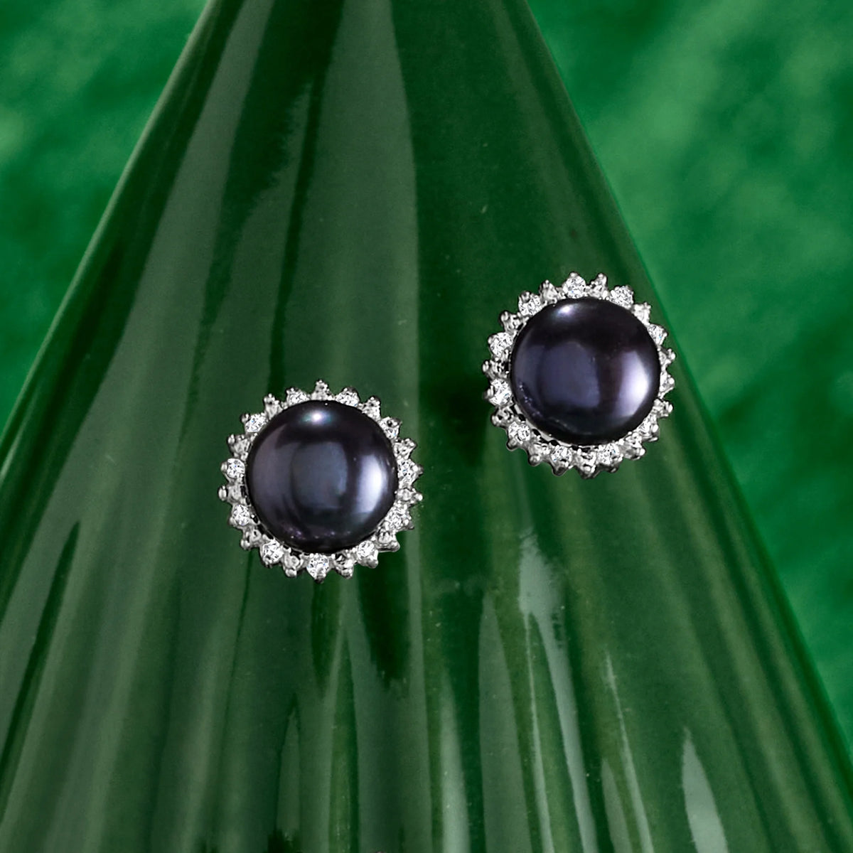 7-7.5mm Cultured Button Pearl and .13 ct. t.w. Diamond Stud Earrings in Sterling Silver H62324
