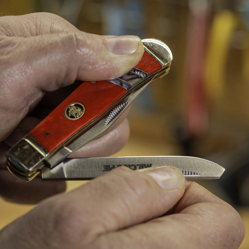 Red Pocket Knife M82656
