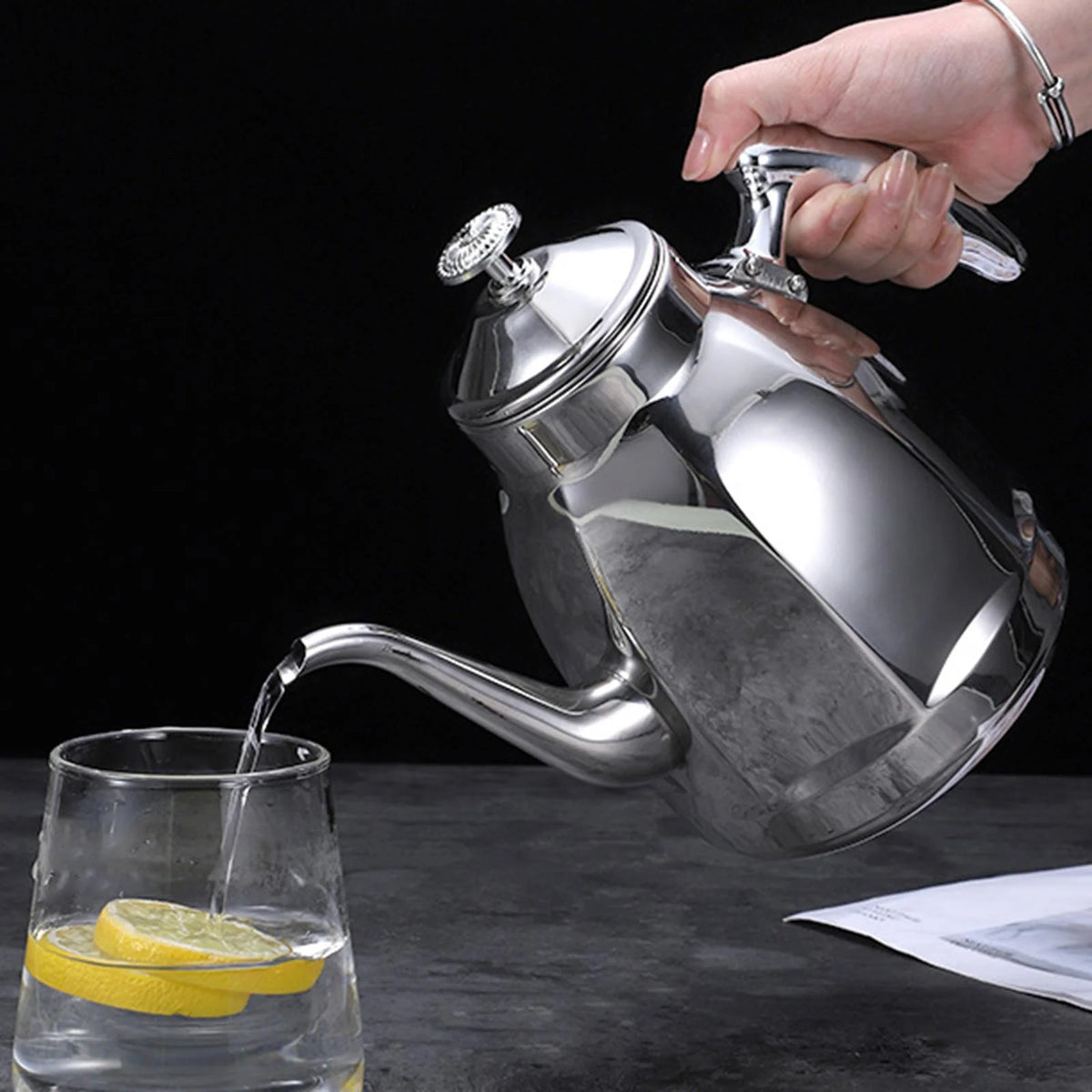 Stainless Stovetop Tea Kettle .5L X343