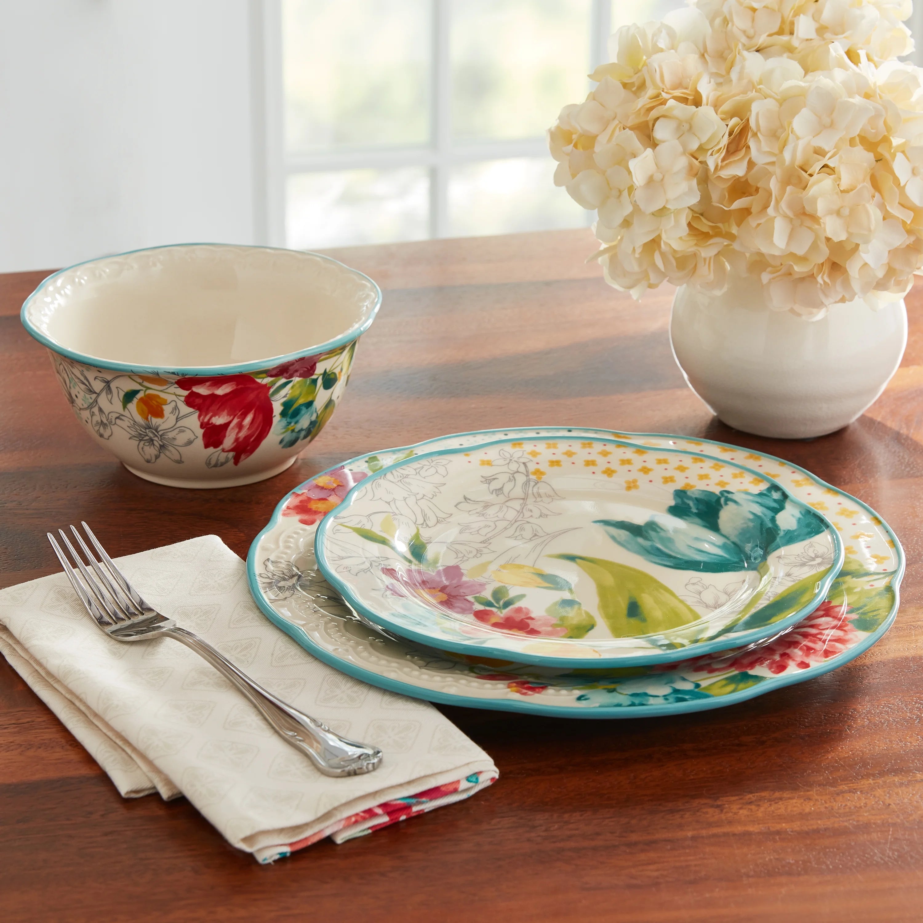12-Piece Dinnerware Set P5535