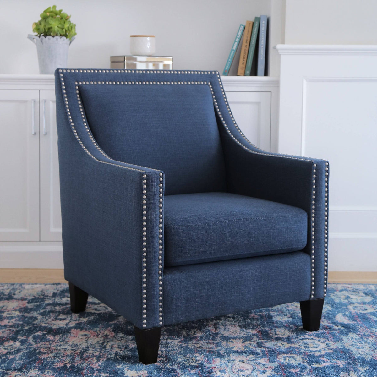 Ivory Nailhead Accent Chair Z628165
