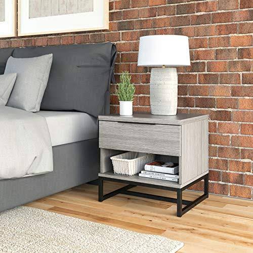 Barnwood Grey 5 Piece Drawer Nightstand Y89938